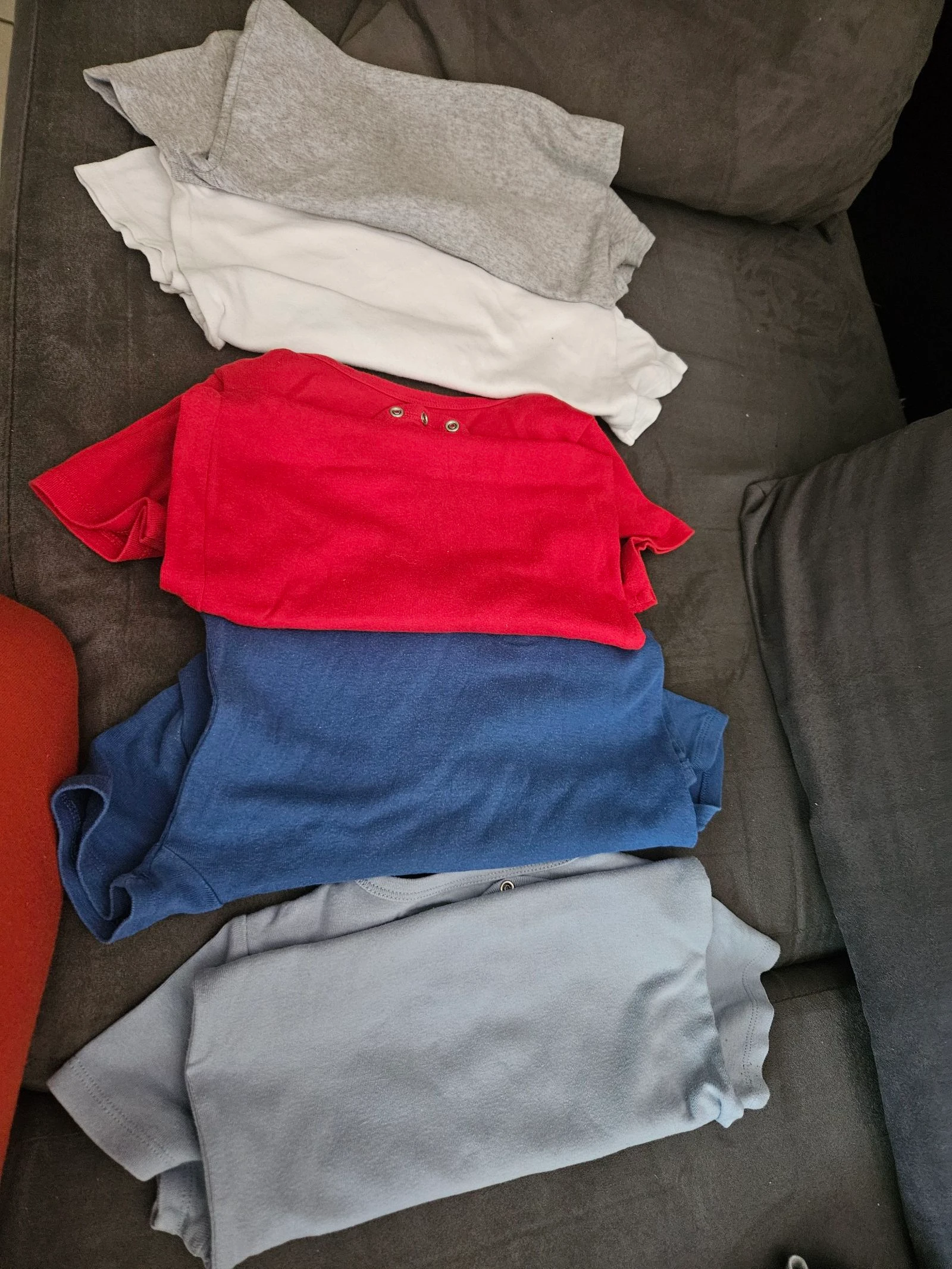 Bodies – photo 3